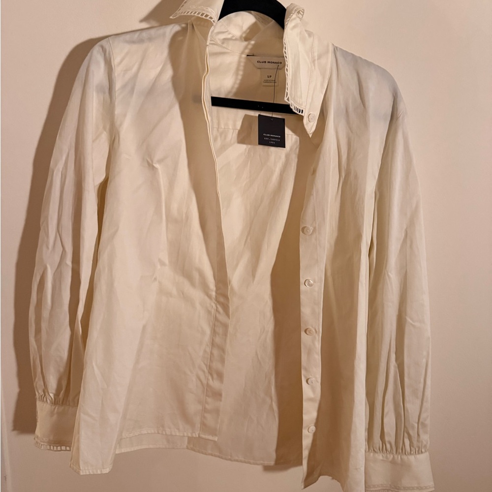 Club Monaco Women's Cream Button Blouse (small)
